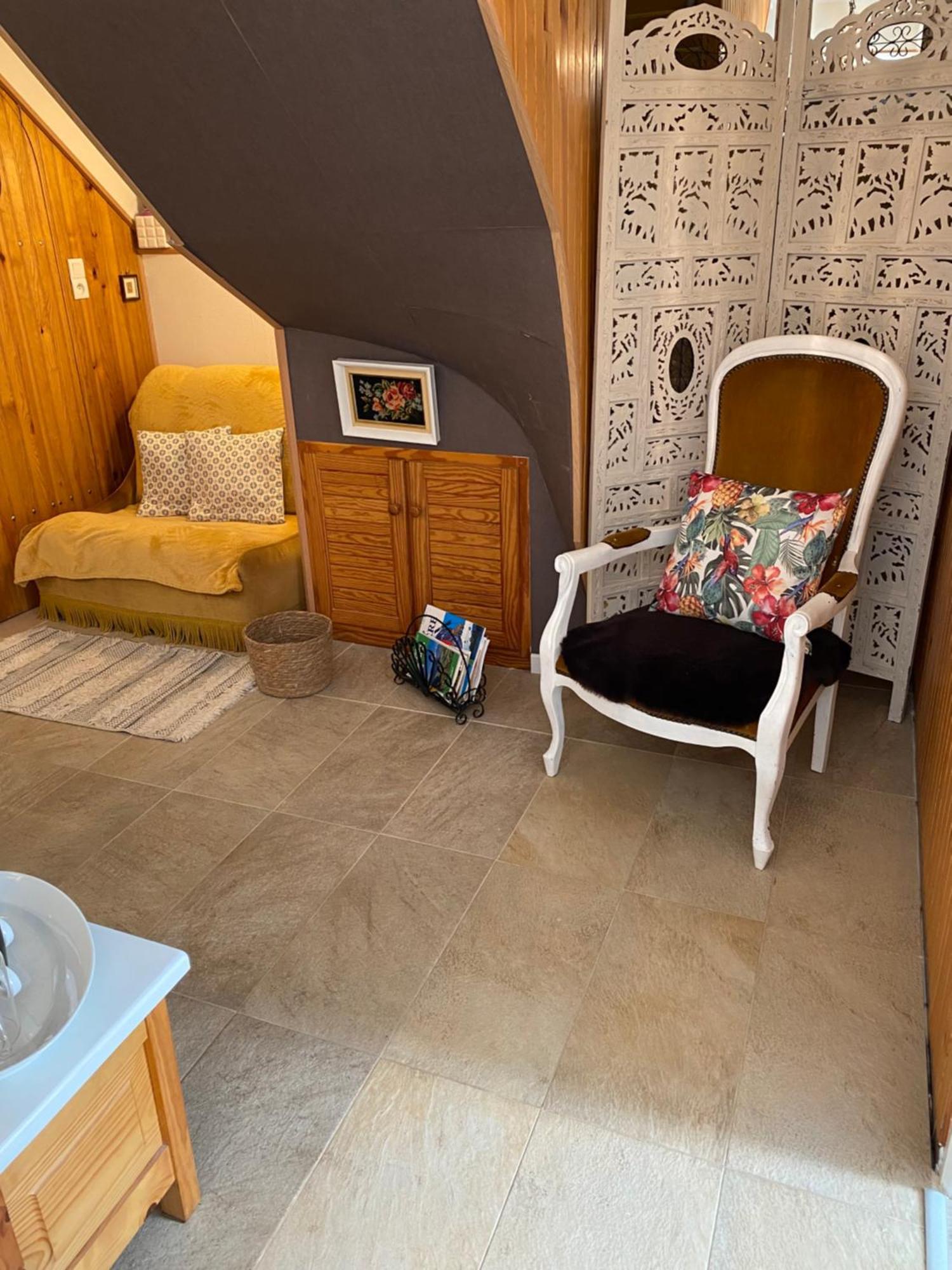 Ila's Tiny House Сasa de vacaciones Limoges